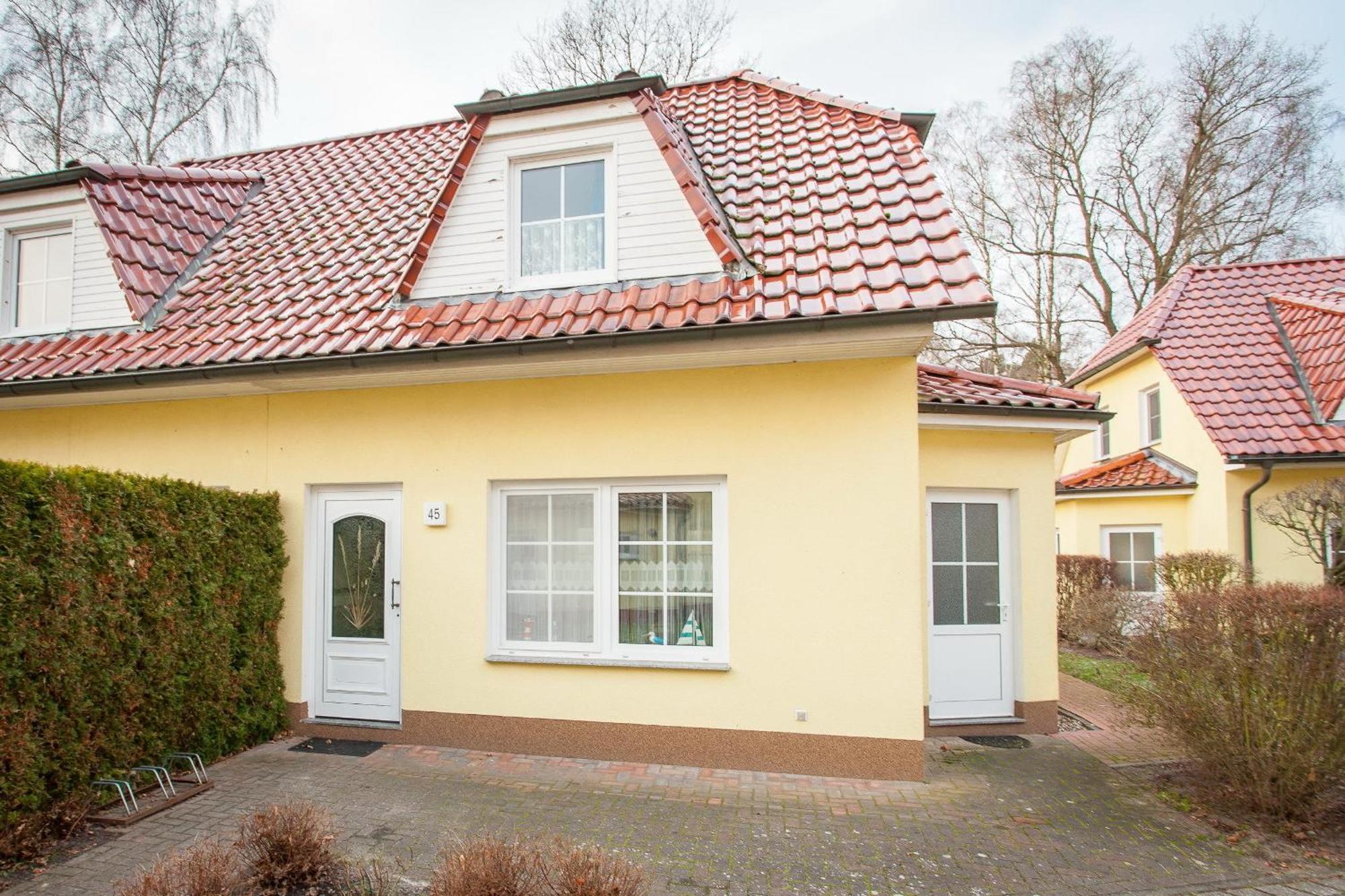 Ferienhaus Strandoase Zingst Exterior photo